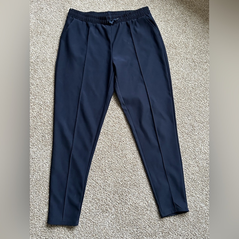 Coco & Carmen navy pants